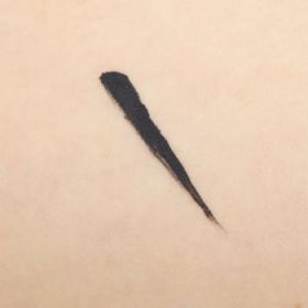 theBalm Schwing® Liquid Eyeliner eyeliner