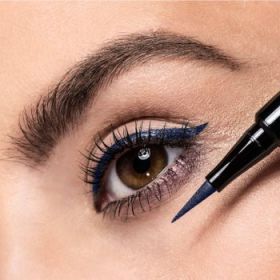 ARTDECO Liquid Liner Intense fixare de lunga durata pentru ochi