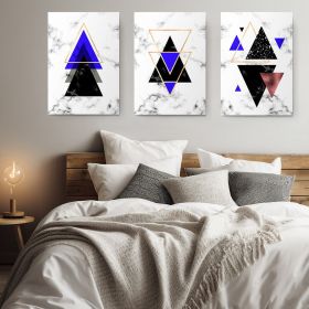 Set 3 tablouri forme geometrice triunghi - Dimensiune multicanvas: 3 tablouri 60x90 cm