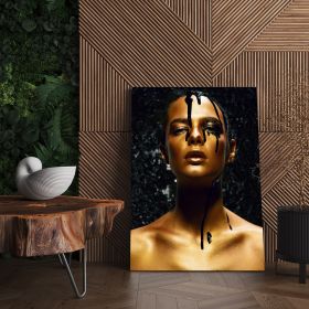 Machiaj auriu scurgandu-se tablou portret - Material produs:: Poster pe hartie FARA RAMA, Dimensiunea:: 60x80 cm