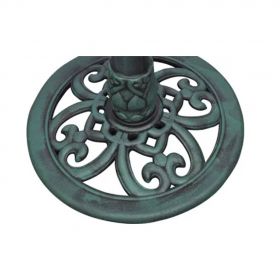 Fantana pentru pasari cu pasari decorative