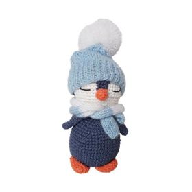 Jucarie crosetata manual - Pinguin cu caciulita bleu - Maimutzeria Tiarra