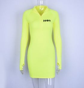 Rochie mini sport cu mâneci lungi verde neon M