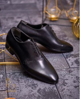 Pantofi eleganți de bărbați din piele naturala, Negru gravat - P1545