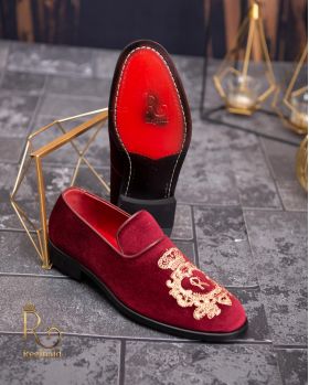 Pantofi Loafers, barbatesti, rosii cu broderie aurie, catifea- P1755