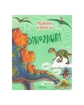 Ma distrez si ma joc cu dinozauri