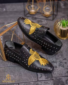 Pantofi Loafers barbatesti, negri, din piele naturala cu tinte metalice argintii- P1788