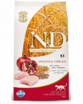 FARMINA N&amp;D Low Grain Adult Cat - Hrană uscată cu pui &amp; rodie 1.5 kg