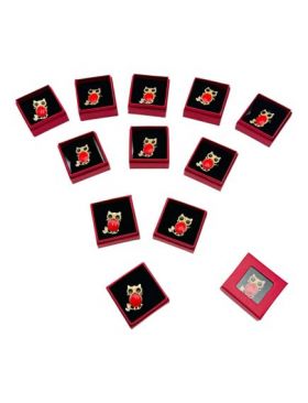 Set 24 Brose Martisor in cutiuta cu fereastra, 5×5cm, Bufnita Inteleapta, model 2024, en-gros