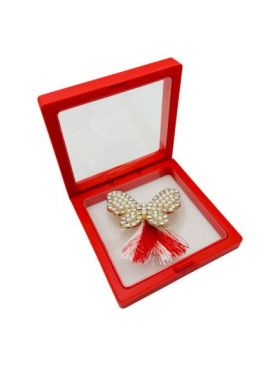 Brosa Martisor En-gros, Fluture Stilizat in cutie cu expunere 3D, 8.5×8.5×2cm