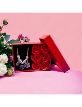 Set cadou martisor Pandora & flori sapun