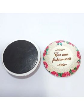 Magnet mesaj " Cea mai fashion sora"