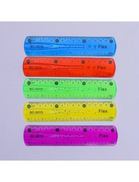 Rigla Engros din plastic, 15 cm, diverse culori