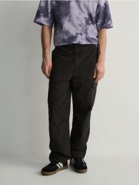 Pantaloni cargo - negru