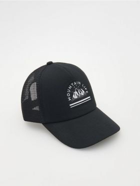 Sapca Trucker cu aplicatie - negru