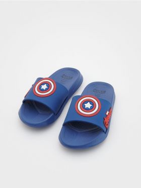 Slapi Marvel - bleumarin