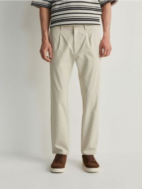 Pantaloni carrot fit - crem