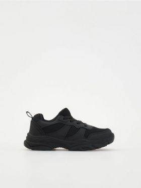 Sneakers cu talpa groasa - negru