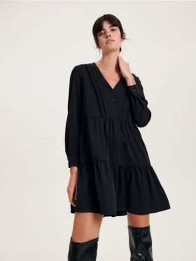 Rochie mini cu volane - negru