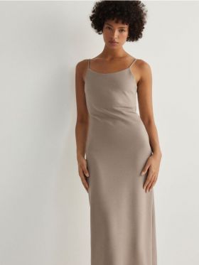 Rochie midi din tricot - bej