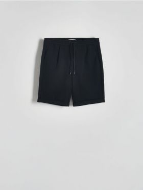 Pantaloni scurti regular - negru