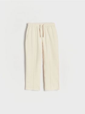 Pantaloni de trening cu cusaturi decorative - nude