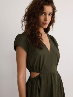 Rochie midi cu decupaje - verde-oliv