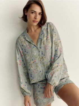 Pijama din doua piese cu motiv floral - albastru-pal