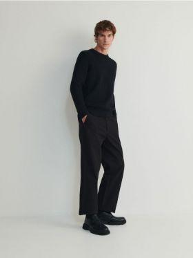 Pantaloni regular - negru