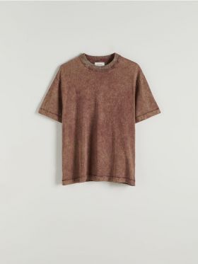 Tricou boxy cu efect prespalat - cafeniu