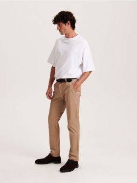 Pantaloni chino slim, cu curea - bej