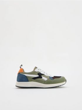 Pantofi sport multicolori - verde-oliv deschis