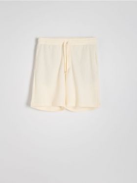 MEN`S SHORTS - crem