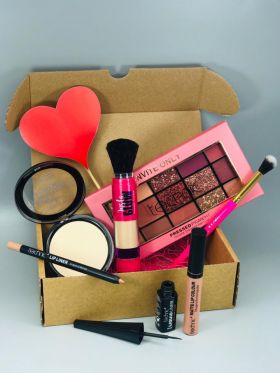 Set Machiaj Cadou Technic Invite, 6 produse