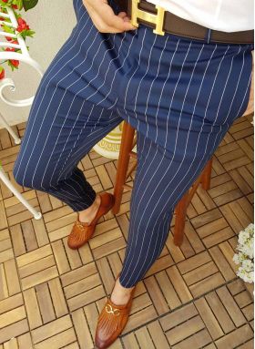 Pantaloni SlimFit Mansfield bleumarin in dungi albe, conici - cod PN287