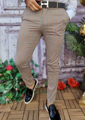 Pantaloni eleganti de barbati maro cu model, croiala slim-fit - PN628