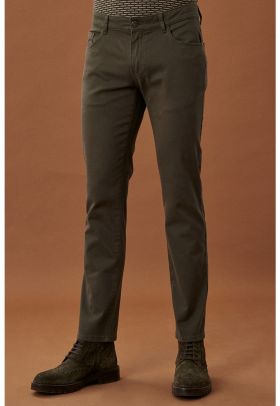 Pantaloni slim fit cu talie medie