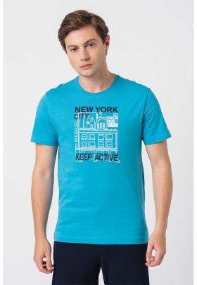 Tricou cu decolteu la baza gatului si imprimeu grafic Ben