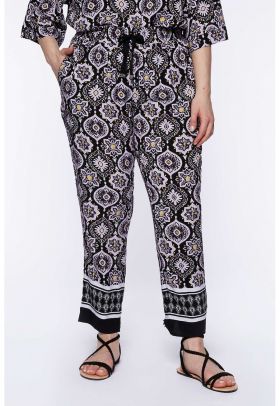 Pantaloni crop conici