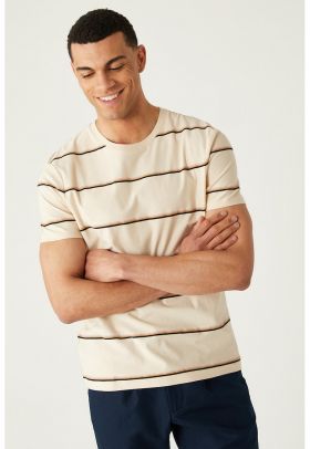 Tricou regular fit cu model in dungi