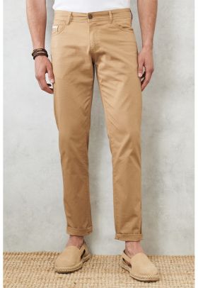 Pantaloni slim fit