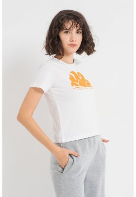 Tricou crop cu imprimeu grafic