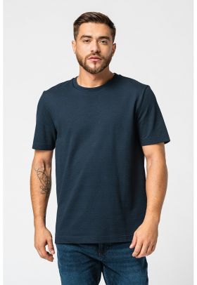 Tricou regular fit cu decolteu la baza gatului Tiburt240