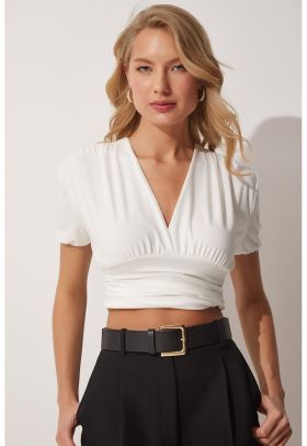 Bluza crop cu decolteu in V