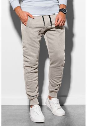 Pantaloni sport cu cusaturi accentuate