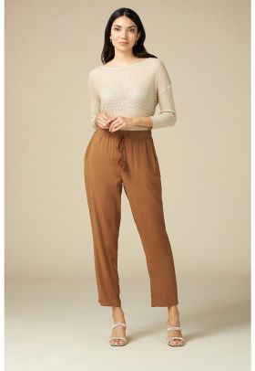 Pantaloni crop cu buzunare laterale