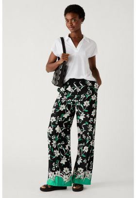 Pantaloni ampli cu model floral