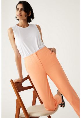 Pantaloni crop slim fit