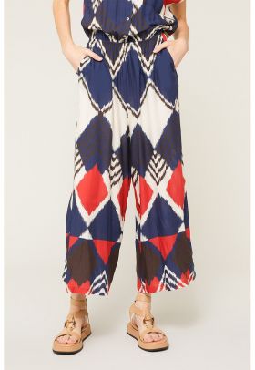 Pantaloni crop cu croiala ampla