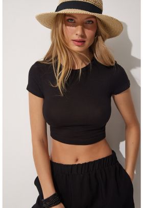 Tricou crop cu decolteu la baza gatului